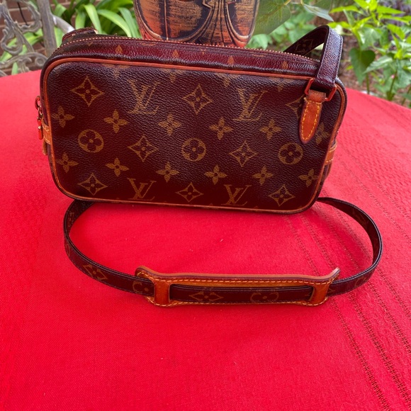 Louis Vuitton Monogram Pochette Marley Bandouliere - Picture 15 of 16